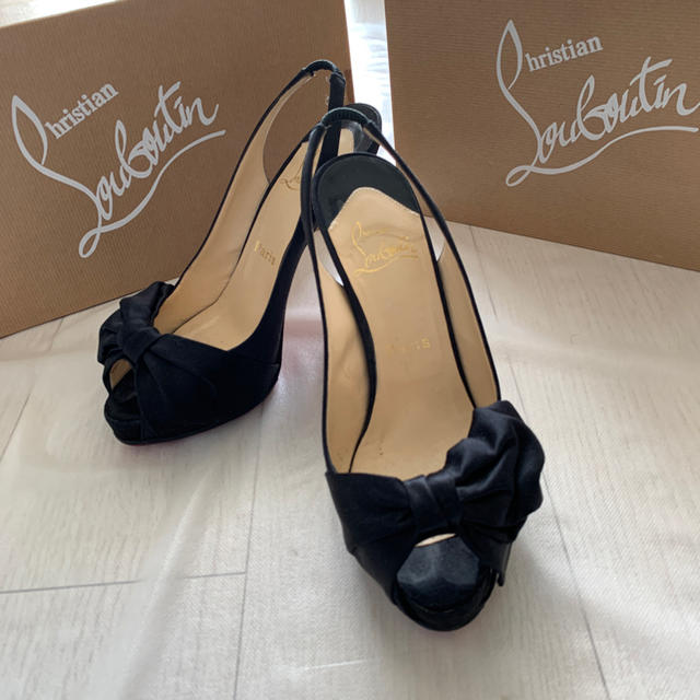 Christian Louboutin サンダル 38.5ルブタン