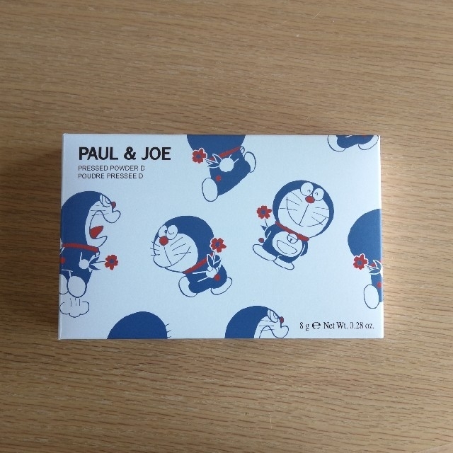 PAUL & JOE(ポールアンドジョー)のPAUL＆JOE プレストパウダー＆リップバームセット コスメ/美容のベースメイク/化粧品(フェイスパウダー)の商品写真