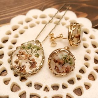 アネモネ(Ane Mone)の【新品】アネモネ 押し花イヤリング＆簪(イヤリング)