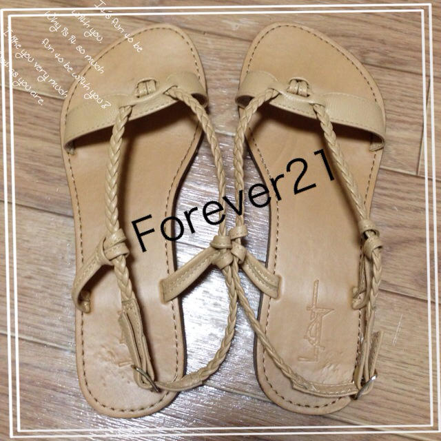 FOREVER 21(フォーエバートゥエンティーワン)のForever21☆ペタンコサンダル レディースの靴/シューズ(サンダル)の商品写真