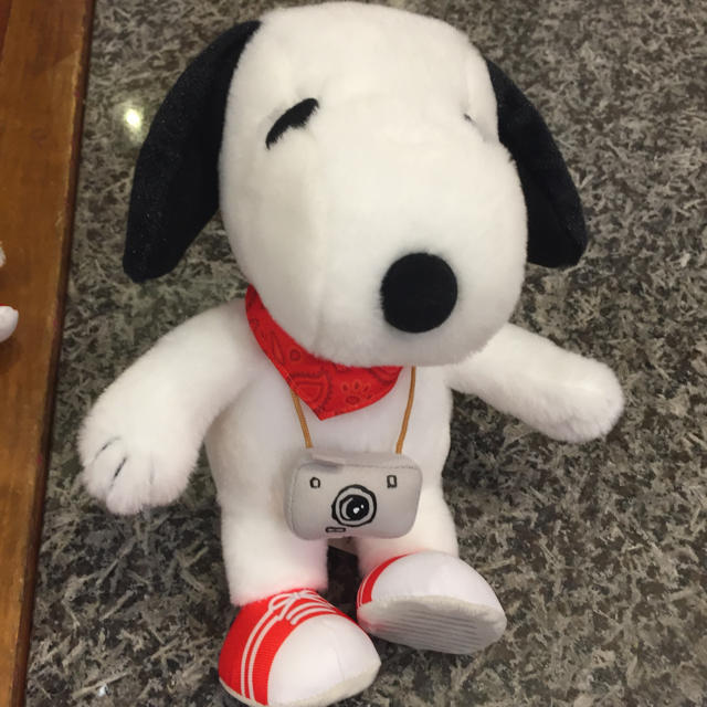 Snoopy ユニバ Usj スヌーピー スヌーピー ぬいぐるみ 大の通販 By まいきー S Shop スヌーピーならラクマ