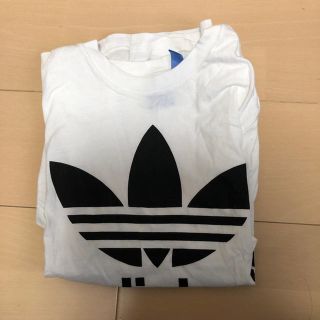 アディダス(adidas)のadidas ロゴTシャツ(Tシャツ(半袖/袖なし))