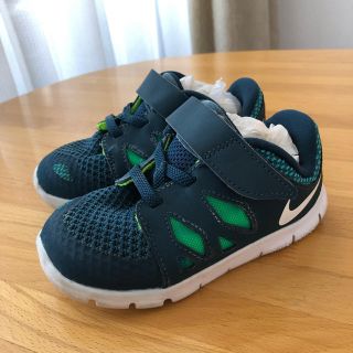 ナイキ(NIKE)のnike 14cm スニーカー モスグリーン 緑(スニーカー)