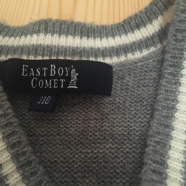 EASTBOY(イーストボーイ)のベスト イーストボーイ 110 キッズ/ベビー/マタニティのキッズ服男の子用(90cm~)(カーディガン)の商品写真