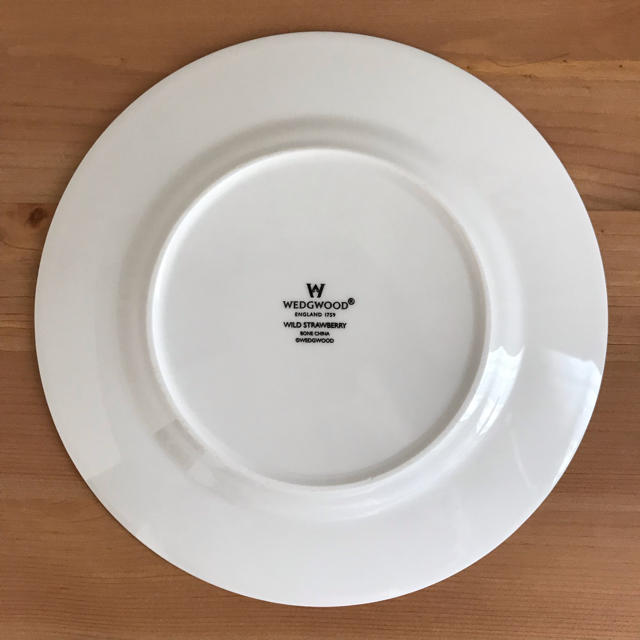 WEDGWOOD(ウェッジウッド)のWEDGWOOD★プレート18cm インテリア/住まい/日用品のキッチン/食器(食器)の商品写真