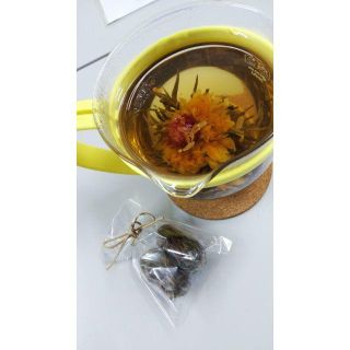 花咲く工芸茶(茶)