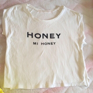 ハニーミーハニー(Honey mi Honey)のハニーのTシャツ(Tシャツ(半袖/袖なし))
