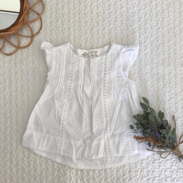 ZARA KIDS(ザラキッズ)のlace blouse キッズ/ベビー/マタニティのベビー服(~85cm)(シャツ/カットソー)の商品写真