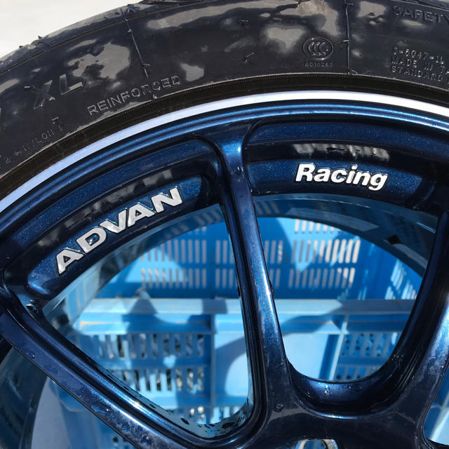ADVAN RACING アドバン レーシング！ 自動車/バイクの自動車(タイヤ・ホイールセット)の商品写真