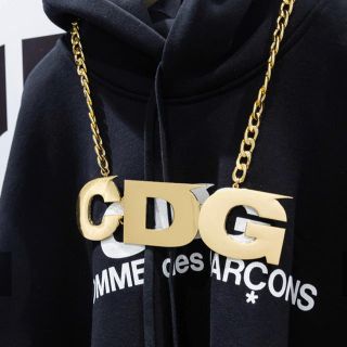 コムデギャルソン(COMME des GARCONS)のコム・デ・ギャルソン500点限定 ロゴネックレス(ネックレス)