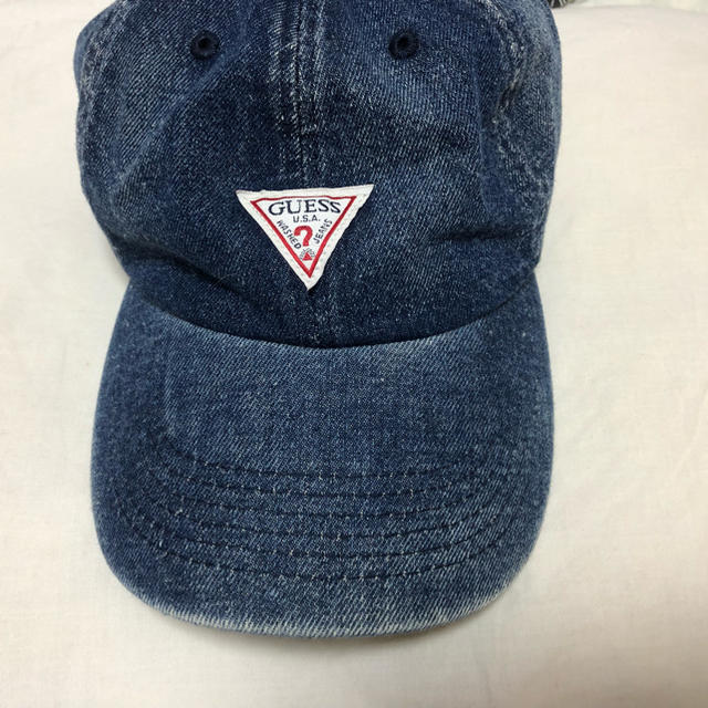 GUESS(ゲス)のguess ローキャップ メンズの帽子(キャップ)の商品写真