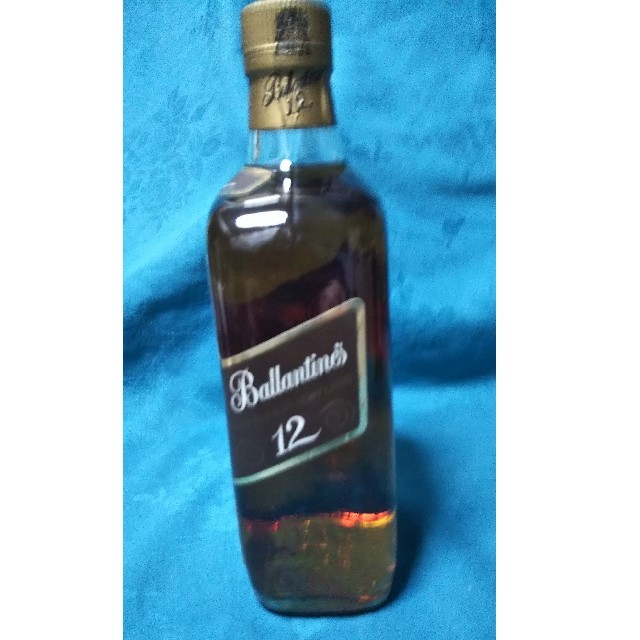 BALLANTYNE CASHMERE(バランタインカシミヤ)の稀少、バランタイン、スコッチウイスキー12年VERYOLD 食品/飲料/酒の酒(ウイスキー)の商品写真