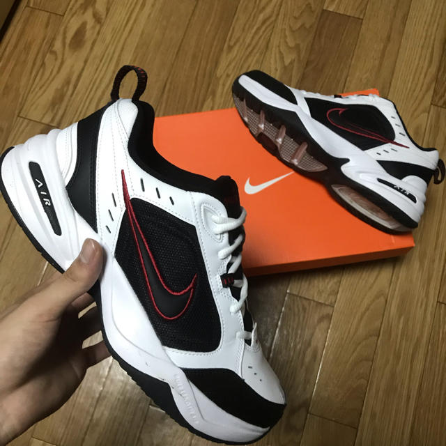 NIKE(ナイキ)のair monarch 27.5cm メンズの靴/シューズ(スニーカー)の商品写真