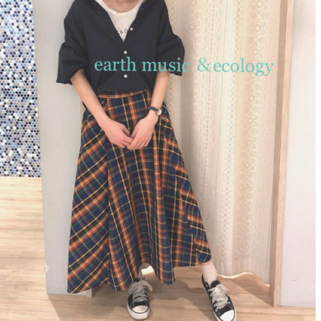 earth music & ecology(アースミュージックアンドエコロジー)のearthmusic＆ecology★フレア切り替えロングスカート✩.*˚ レディースのスカート(ロングスカート)の商品写真