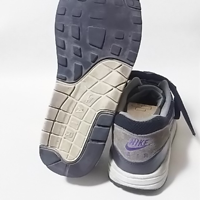 NIKE(ナイキ)の
限定希少!ナイキエアマックス1エッセンシャル高級スニーカー即完売黒灰！


 メンズの靴/シューズ(スニーカー)の商品写真