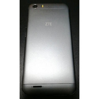 ZTE V6 SIMフリースマートフォン 新品未使用 シルバー(スマートフォン本体)