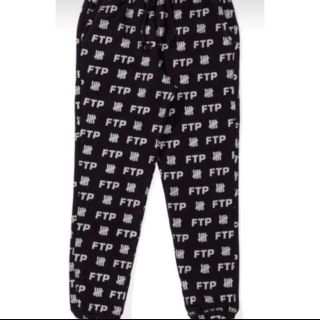 アンディフィーテッド(UNDEFEATED)のUNDEFEATED X FTP   ALL OVER SWEATPANT -(その他)