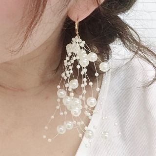 パールシャワー  ピアス/イヤリング(ピアス)