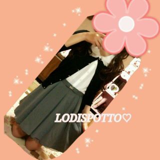 ロディスポット(LODISPOTTO)のLODISPOTTO♡ビジュー付スカート(ひざ丈スカート)