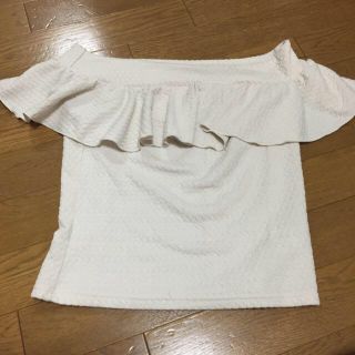 ミーア(MIIA)のオフショル(Tシャツ(半袖/袖なし))