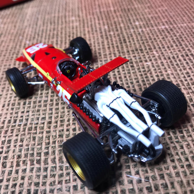 Ferrari(フェラーリ)のホットウィールレーシング1/43フェラーリ312F1 1968 ミニカー エンタメ/ホビーのおもちゃ/ぬいぐるみ(ミニカー)の商品写真