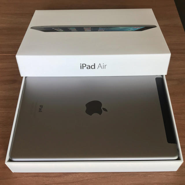 iPad Air 64GB Wi-Fi+セルラー