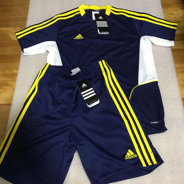 adidas(アディダス)のadidas アディダス 上下セット キッズ/ベビー/マタニティのキッズ服男の子用(90cm~)(その他)の商品写真