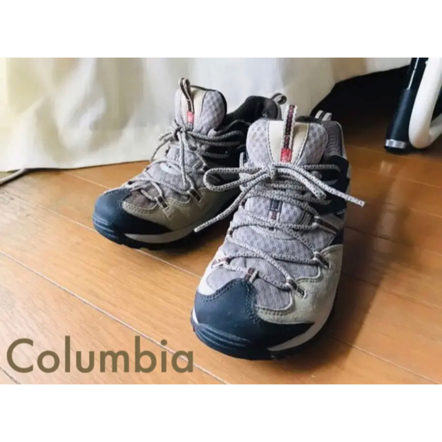Columbia(コロンビア)の★Columbia コロンビア★ セイバー スニーカー（YL5261-976） スポーツ/アウトドアのアウトドア(登山用品)の商品写真