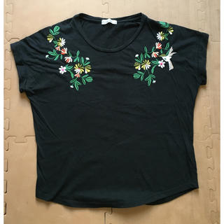アーバンリサーチ(URBAN RESEARCH)のアーバンリサーチ 刺繍カットソー Tシャツ(Tシャツ(半袖/袖なし))