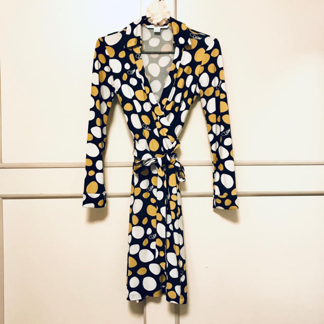 美品★ DIANE von FURSTENBERG ラップワンピース US4号