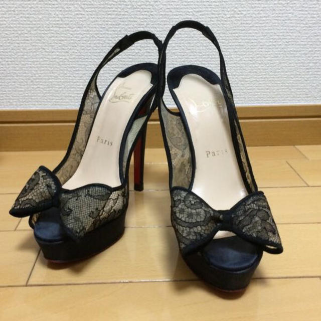 2022新発 Louboutin Christian - 35 レースクレープサテン ルブタン
