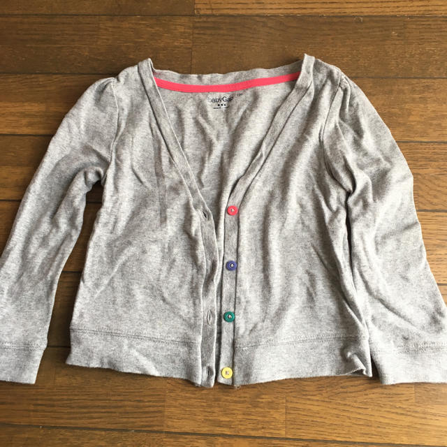 babyGAP(ベビーギャップ)のbaby Gap グレー 綿 カーディガン 100 キッズ/ベビー/マタニティのキッズ服女の子用(90cm~)(カーディガン)の商品写真