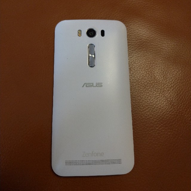 ASUS(エイスース)のzenfone2 lazer スマホ/家電/カメラのスマートフォン/携帯電話(スマートフォン本体)の商品写真