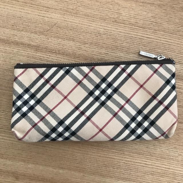 BURBERRY(バーバリー)のBURBERRY ペンケース ポーチ インテリア/住まい/日用品の文房具(ペンケース/筆箱)の商品写真