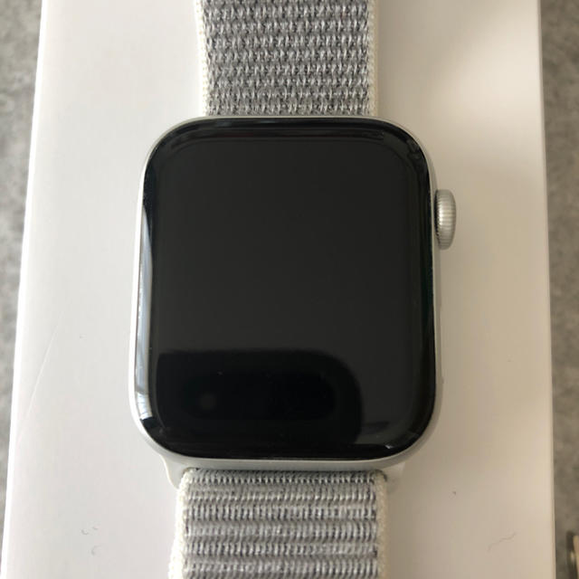 Apple Watch(アップルウォッチ)のapple watch series4 44mm メンズの時計(腕時計(デジタル))の商品写真