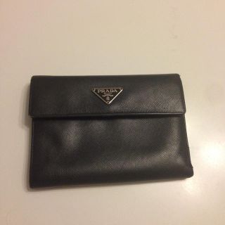 プラダ(PRADA)の再出品！PRADA財布(財布)