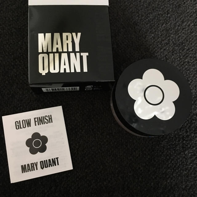 MARY QUANT(マリークワント)の新品未使用 マリークワント フェイスパウダー コスメ/美容のベースメイク/化粧品(フェイスパウダー)の商品写真