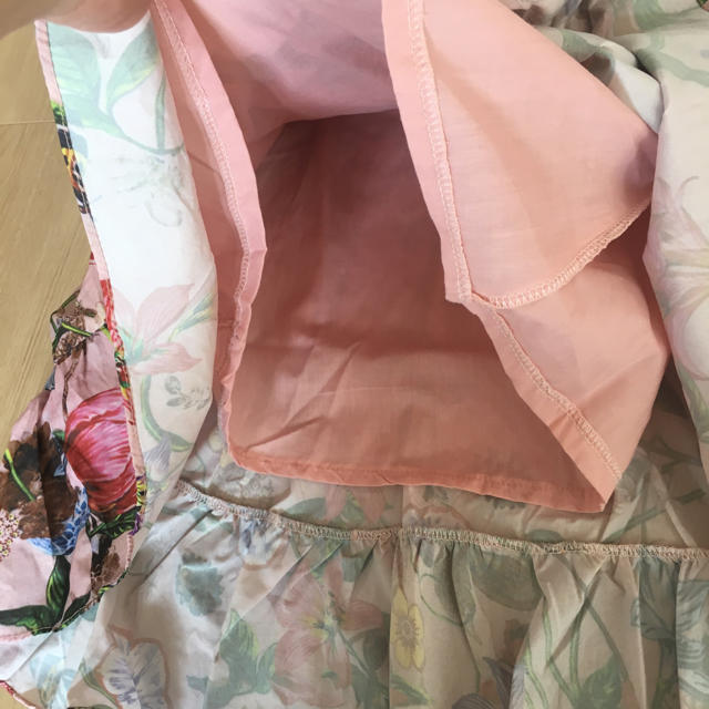 もん様専用 姉妹 おそろい 花柄 ワンピース キッズ/ベビー/マタニティのキッズ服女の子用(90cm~)(ワンピース)の商品写真