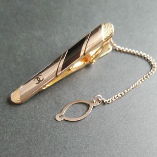 CHANEL ネクタイピン