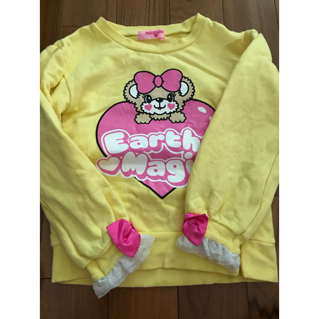 EARTHMAGIC(アースマジック)のトレーナー キッズ/ベビー/マタニティのキッズ服女の子用(90cm~)(ニット)の商品写真