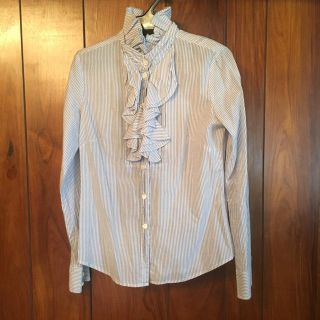 ジェイクルー(J.Crew)のJ.crew ブラウス 白×水色ストライプ 中古　フリル(シャツ/ブラウス(長袖/七分))