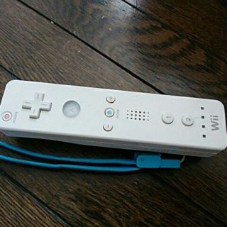 ウィー(Wii)のWiiリモコン(家庭用ゲーム機本体)