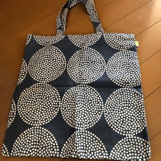 マリメッコ(marimekko)のシーデザイン トート グレー 未使用自宅保管(トートバッグ)