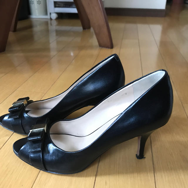 NINE WEST(ナインウエスト)の美品 オープントゥ パンプス 23.0ブラック レディースの靴/シューズ(ハイヒール/パンプス)の商品写真