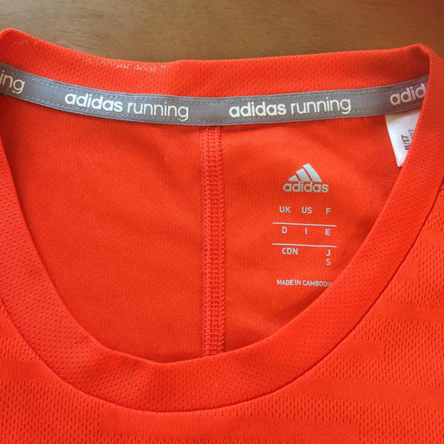 adidas(アディダス)のアディダスランニングTシャツ スポーツ/アウトドアのランニング(ウェア)の商品写真