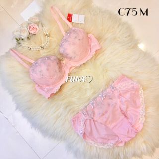 アモスタイル(AMO'S STYLE)のC75♡アモスタイルby トリンプ 大花レース ブラ＆ショーツ ピンク(ブラ&ショーツセット)