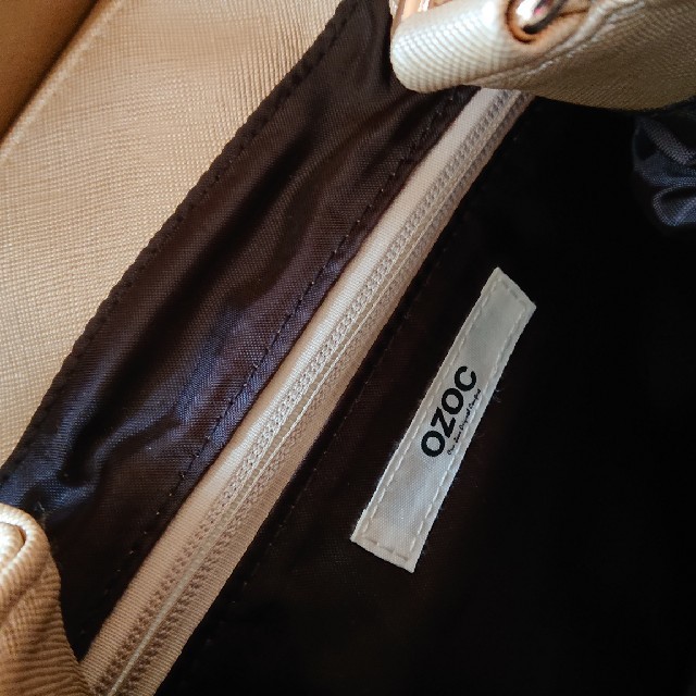 OZOC(オゾック)の美品✨OZOCリュック レディースのバッグ(リュック/バックパック)の商品写真