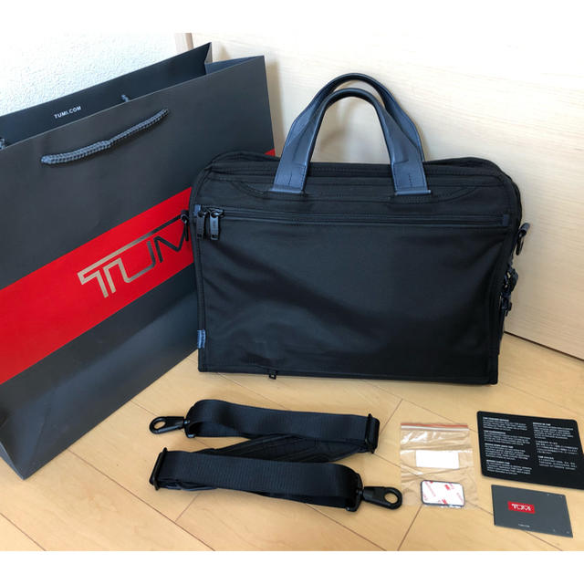 TUMI - TUMIトゥミEDIFICE エディフィス別注 26108DN2Eネイビー紺の