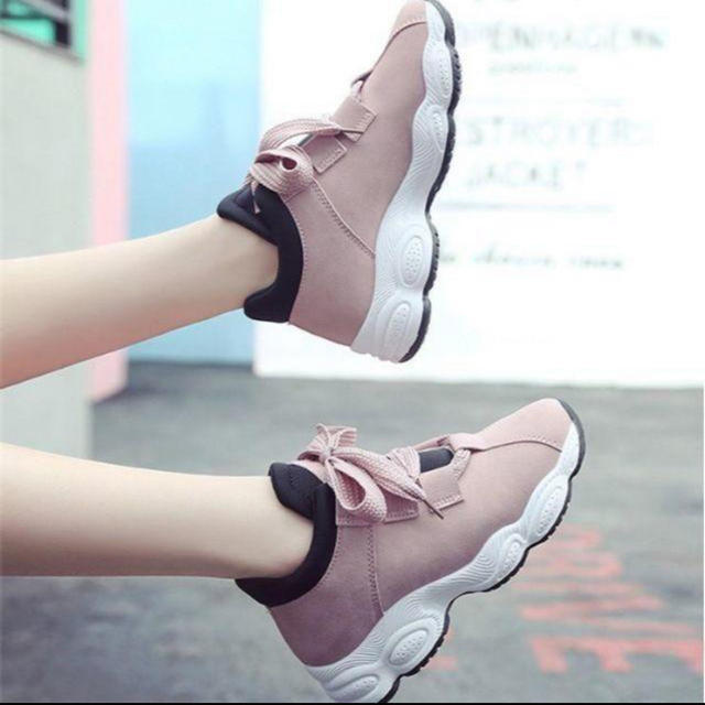 【新品】ピンク スニーカー オルチャン 韓国風 レディースの靴/シューズ(スニーカー)の商品写真