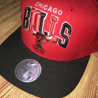 ミッチェルアンドネス(MITCHELL & NESS)のCHICAGO BULLS ストリートキャップ(キャップ)